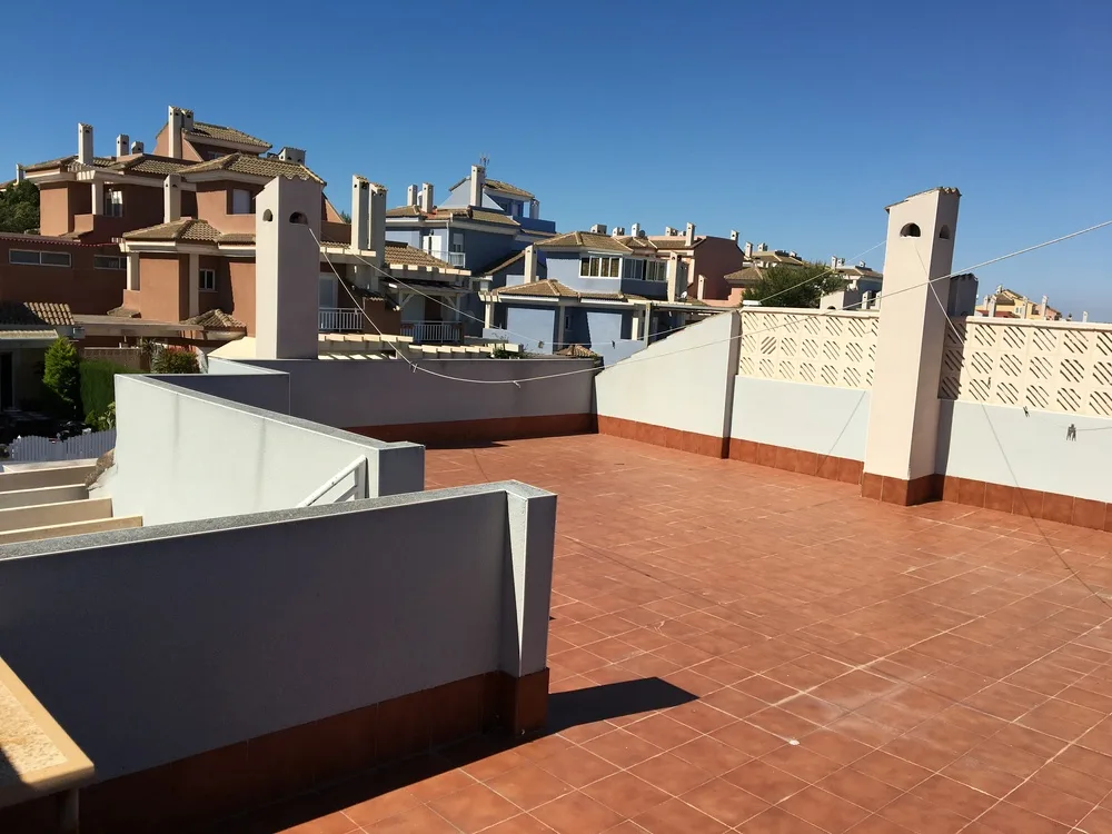 95 m² roof solarium of the Montefaro bungalow with sea views