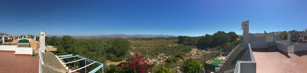 Sea views from the terrace of the Gran Alacant bungalow